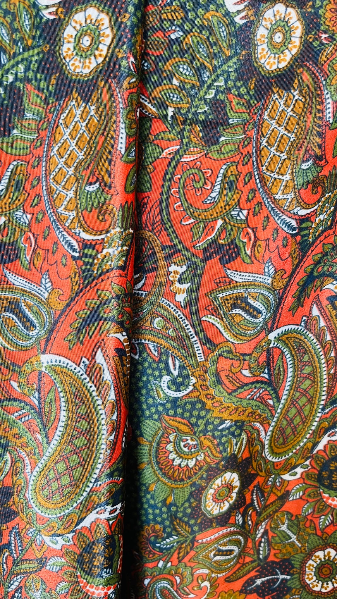 American Satin_Paisley